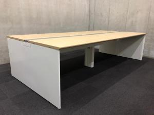 【倉庫在庫品】
フリーアドレスの運用で位置情報システムや人員可視化ツールを利用すると更に便利に！
■オカムラ/フリーウェイ/W2800 【店頭在庫無し】