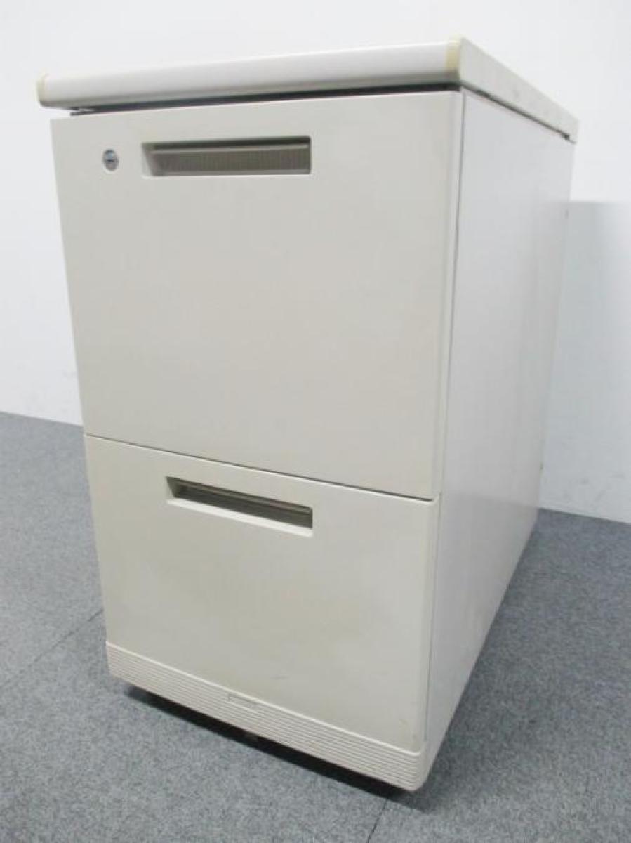 【575396】【ワークスペース追加にもオススメ！】■コクヨ(KOKUYO)　MXシリーズ　2段脇机　■便利に使える！デスクサイドキャビネット！　オフィスバスターズ　水戸サテライト　大子町　北茨城市　高萩市　日立市　常陸太田市　常陸大宮市　那珂市　東海村　ひたちなか市　城里町 水戸市　笠間市　茨城町　大洗町　小美玉市
                        MX+
                                    中古
            