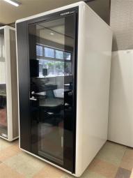 ※九州限定※　オカムラ製の1人用集中ブースTELECUBEが入荷しました！※現地調査が必要なためご希望の際はお問合せくださいませ。
＊良品を格安で！「オフィスバスターズ福岡南店」は、福岡を拠点として、全国へ中古オフィス用品・オフィス家具を提供しております。