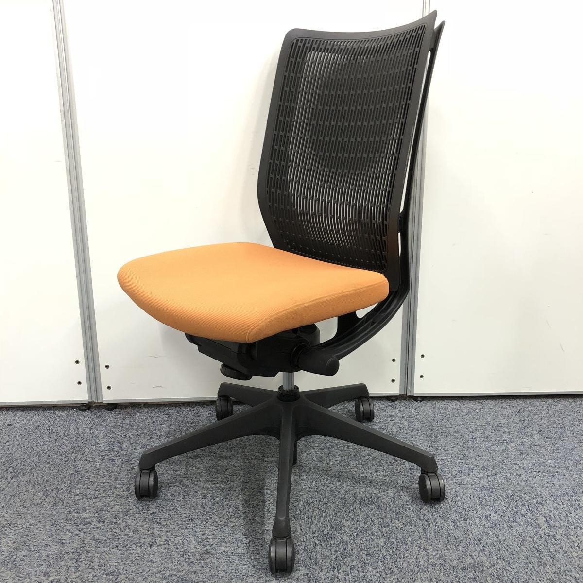 定番/おすすめ　オカムラ（okamura）製　ヴィスコンテ（Visconte）チェア　肘無し　ハイバック　■クッションタイプ
                        ヴィスコンテチェア
                                    中古
            