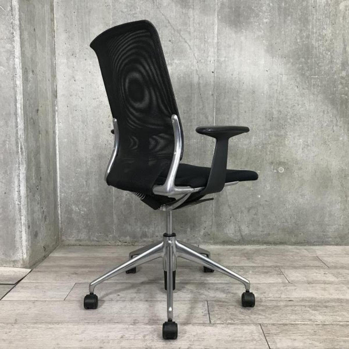 中古】メダチェア vitra/ヴィトラ 肘付ハイバックチェア 587896 - 中古