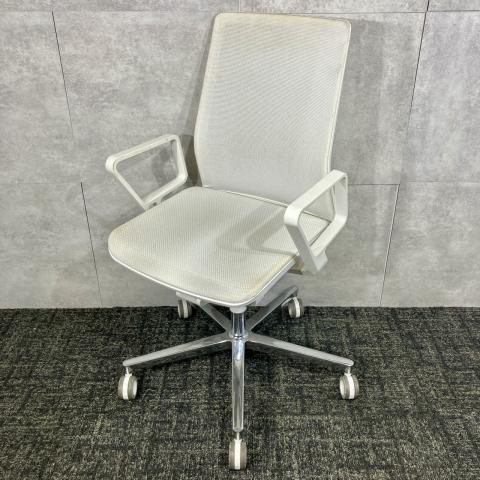 【中古】ファブレ メッシュ C01S-W101M-1 コクヨ（KOKUYO） 肘付ハイバックチェア