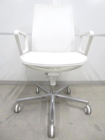 【中古】ファブレ クッション C01S-W101M-1 コクヨ（KOKUYO） 肘付ハイバックチェア