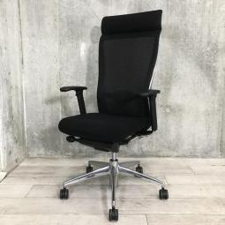 【上半身の動きにフィット！通気性の良いメッシュ背面！】■コクヨ（KOKUYO）製　フォスター（FOSTER）チェア　肘付　ハイバック　■ヘッドレスト付き　■背面メッシュ　■ブラック