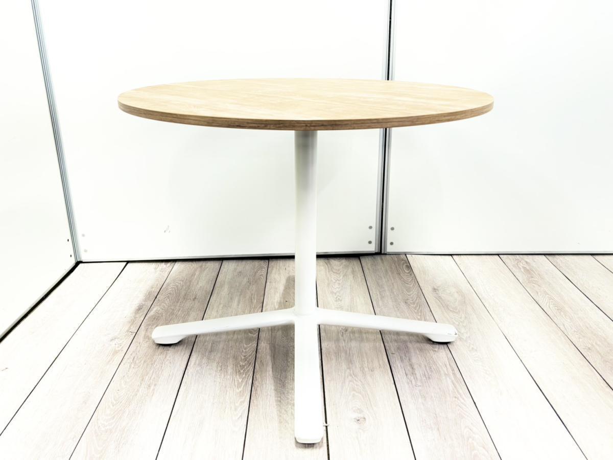 おしゃれな丸テーブルが入荷！会議室やリフレッシュルームなどにおすすめ！
 ■イトーキ/ホバー/ナチュラル　Φ900㎜　ABW
                        その他シリーズ
                                    中古
            