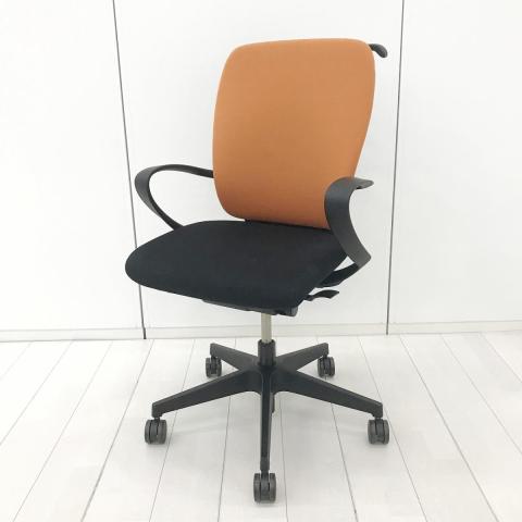 【中古】フルゴ KF-436GBHT1T1D3 イトーキ（ITOKI） 肘付ハイバックチェア