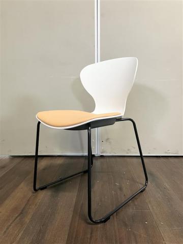 【中古】9370シリーズ 9370FB PB29 オカムラ（okamura） スタッキングチェア