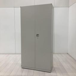 【在庫入替セール品！（本在庫限定価格）】【オフィス書類をスッキリ整理！A4ファイル大量収納！】■オカムラ（okamura）製　レクトラインシリーズ　ハイキャビネット 両開き　■W900×D400×H1800mm　■グレー　【弊社使用欄：A01045499】【HU】
