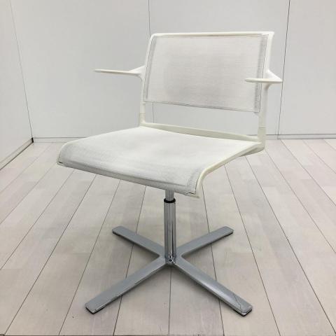【中古】Aライン Aline XWH-2301WH Wilkhahn（ウィルクハーン） スタッキングチェア