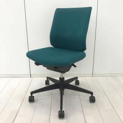 【在庫入替セール品！（本在庫限定価格）】【背骨のS字形状にジャストフィット！スタイリッシュなデザインで快適なワーキングチェア！】■コクヨ（KOKUYO）製　ウィザード2（Wizard2）チェア　肘無　ローバック　■ランバー付　■オリーブグリーン　【弊社使用欄：A01052740】【HU】