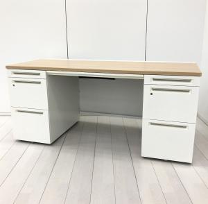 ☆W1600mm！【ワークスペース広々！豊富な収納スペース！】■オカムラ　アドバンスシリーズ　両袖デスク　W1600×D700×H720mm　■人気の木目カラー入荷！　ネオウッドライト　大型デスク【OKAMURA　ADVANCE】