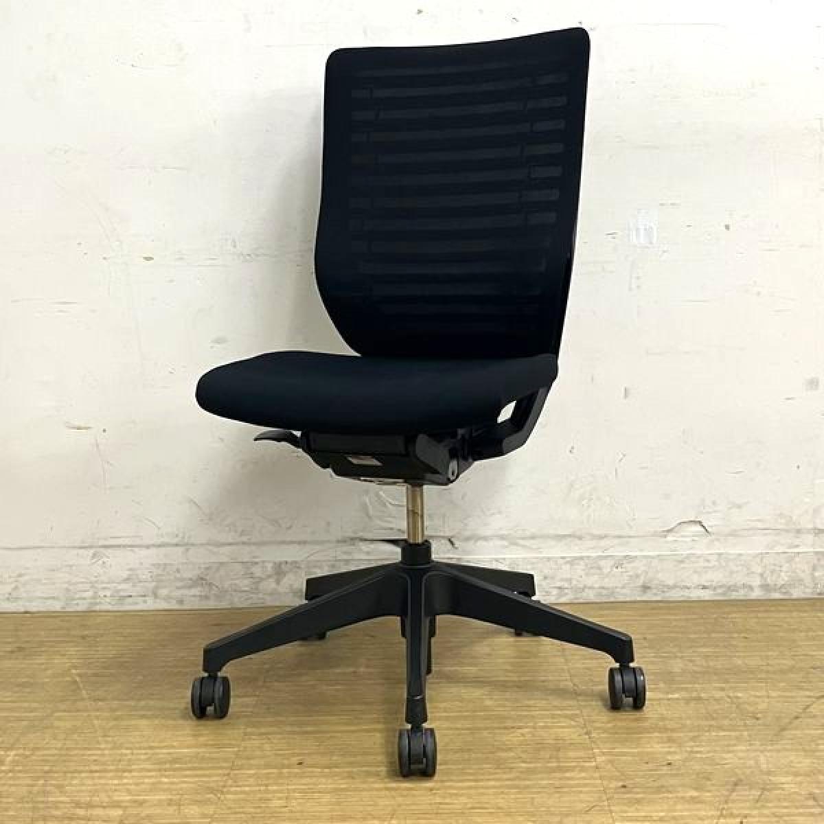 【在庫入替セール】イトーキ　エピオスチェア　メッシュ　ハイバックモデル　ロッキングレンジ調節機能付きで快適なオフィスワーク
                        エピオスチェア
                                    中古
            