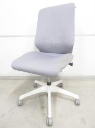 【現行カタログ掲載品！　どんな体格の方にも快適な座り心地をご提供！　長時間座っても疲れにくい！】■オカムラ（okamura）製　スフィア（Spher）チェア　ハイバック　グレー　■コートハンガー付き