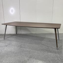 【関西倉庫在庫】【1台限定】オカムラ製最高級シリーズのPRECEDE（プリシード）のテーブル！中古　高級テーブル　会議　ミーティング　大型　W2400　D1200　四つ脚　（弊社使用欄：A01074513）