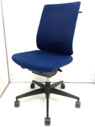 コクヨの人気シリーズ入荷！
これを選べば間違えなし、な一品です。/オススメ(おすすめ) /人気商品【弊社使用欄：A01033741】
■コクヨ/ウィザード/ブルー/肘無