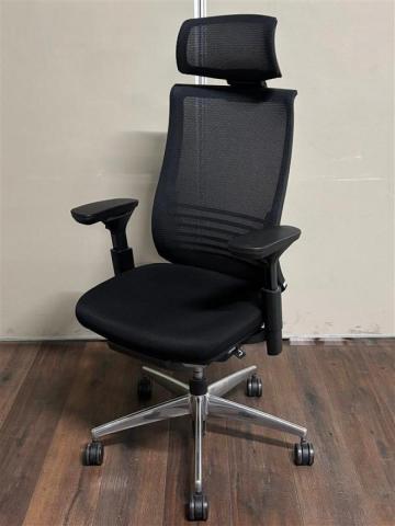 【中古】ベゼル アルミポリッシュ  コクヨ（KOKUYO） 肘付ハイバックチェア