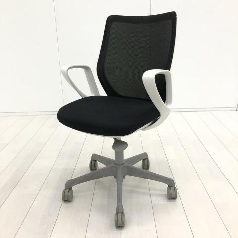 【中古】CG-M メッシュ CG21WR FZK1 オカムラ（okamura） 肘付ローバックチェア