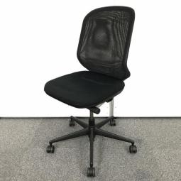 【広々座れる海外製チェア!ヴィトラ製メダパルシリーズが入荷!高級ミーティングチェア!】■ヴィトラ(vitra)製 メダパル(Meda Pal)チェア 肘無 ハイバック 背面メッシュ ■ブラック