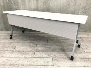 【2~3名様で使えるスタックテーブル入荷！奥行き600㎜で広々！キャスター付きで移動も楽々！】■ウチダ製　プラッテ　サイドスタックテーブル　■幅1800×奥行600　■幕板付き　■ピュアホワイト【天板跳ね上げ式でコンパクトに収納！】