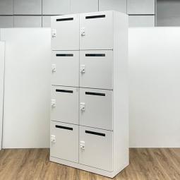 ★【T5】【商品入替のため、残り1台限り】イトーキ製　サフィシリーズ　ホワイトカラー　投函口あり　ダイヤル式　8人用パーソナルロッカー！！※非常解除キーは付属しておりません。