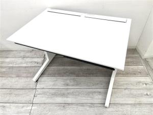 【定価約11万円】【スタイリッシュなデザインの平机！】■KOKUYO（コクヨ）isシリーズ　平デスク(W1000×D700×H720)　　■ホワイト　■引き出し付き