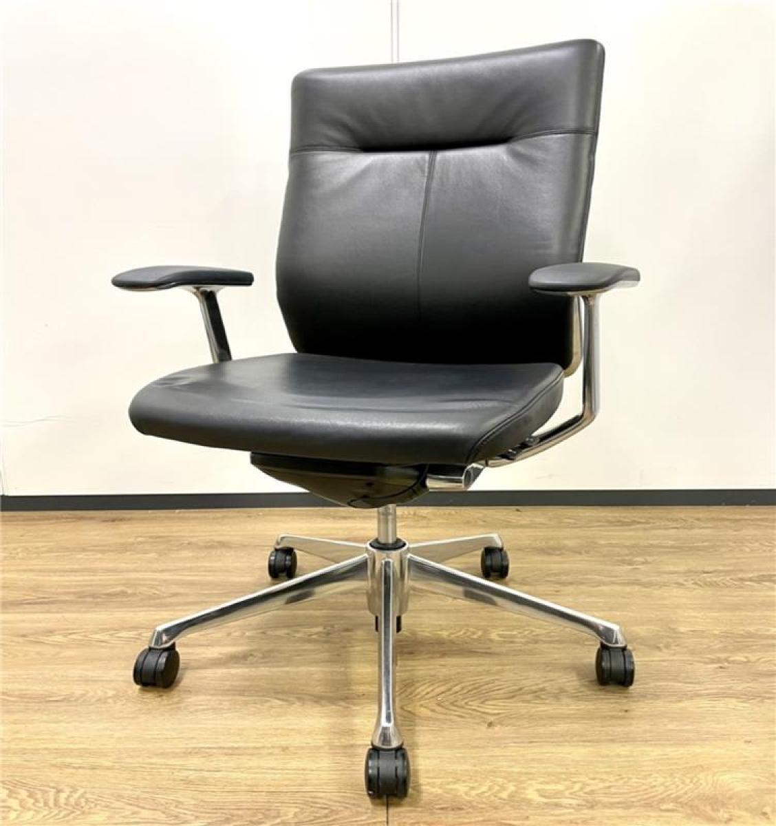 中古】コーラルチェア CQ43BS P676 オカムラ/okamura 肘付ミドルバック