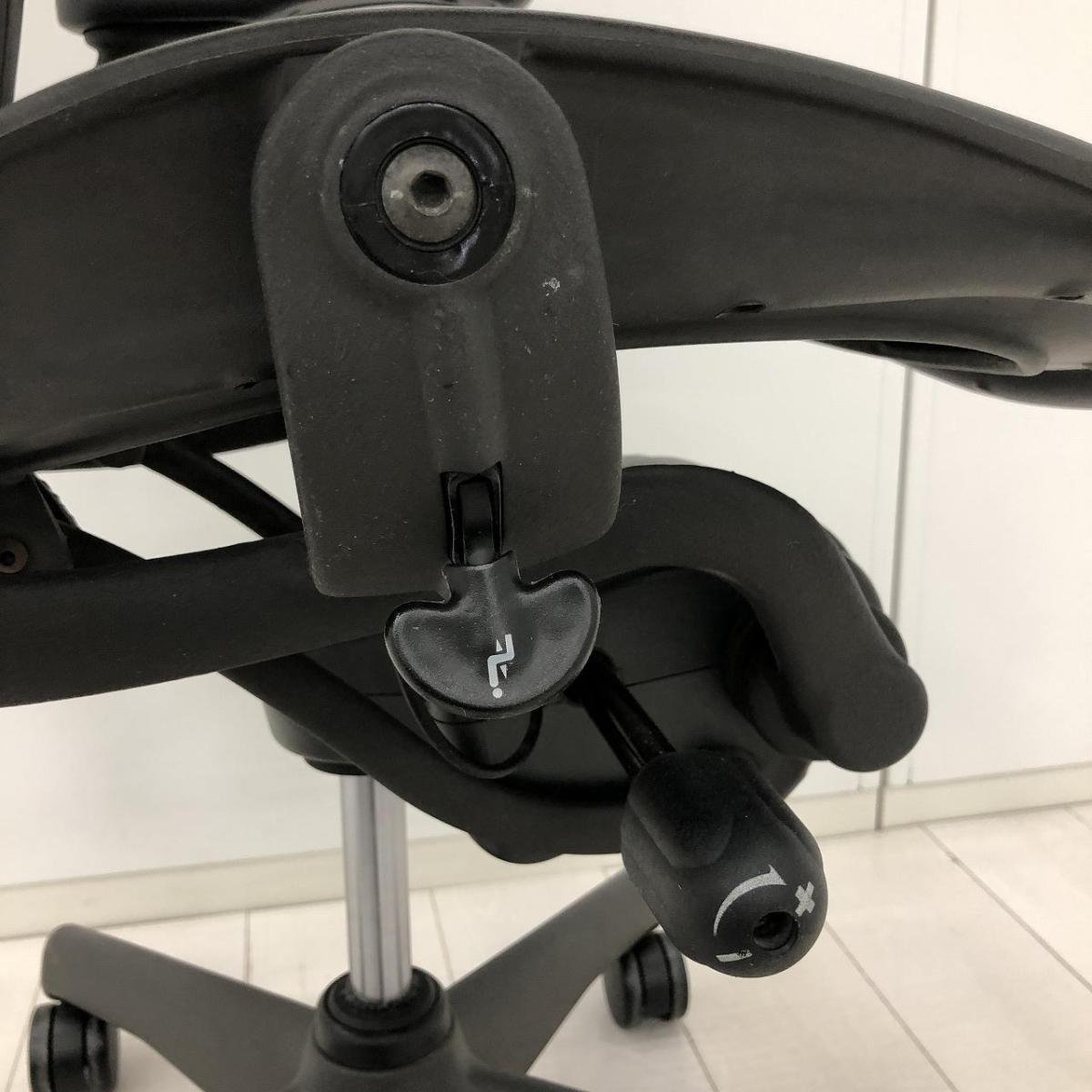 中古】アーロンチェア Herman Miller/ハーマンミラー 肘付ハイバック