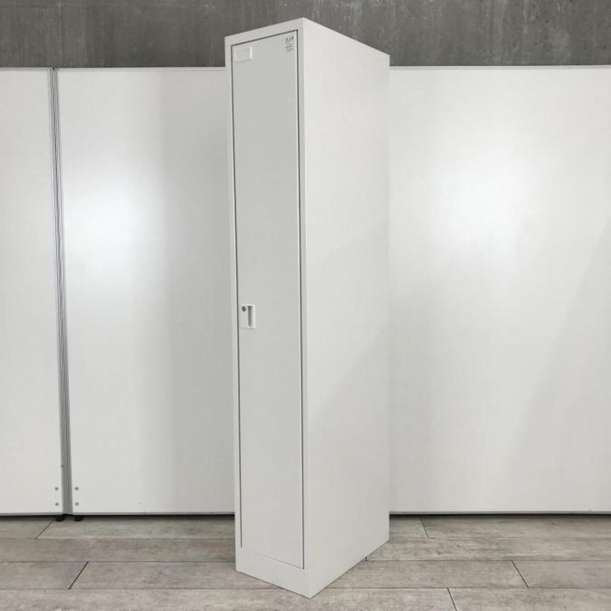 【1台限定】【横幅スリムな315㎜！掃除用具入れにもおすすめな1人用ロッカー！】■イトーキ（ITOKI）製　WN型シリーズ　1人用更衣ロッカー　縦型ロッカー　■幅315mm　■シリンダー錠　■ホワイト
                        WN型
                                    中古
            