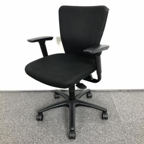 【中古】カロッツァチェア CK43ZR  FS11 オカムラ（okamura） 肘付ローバックチェア