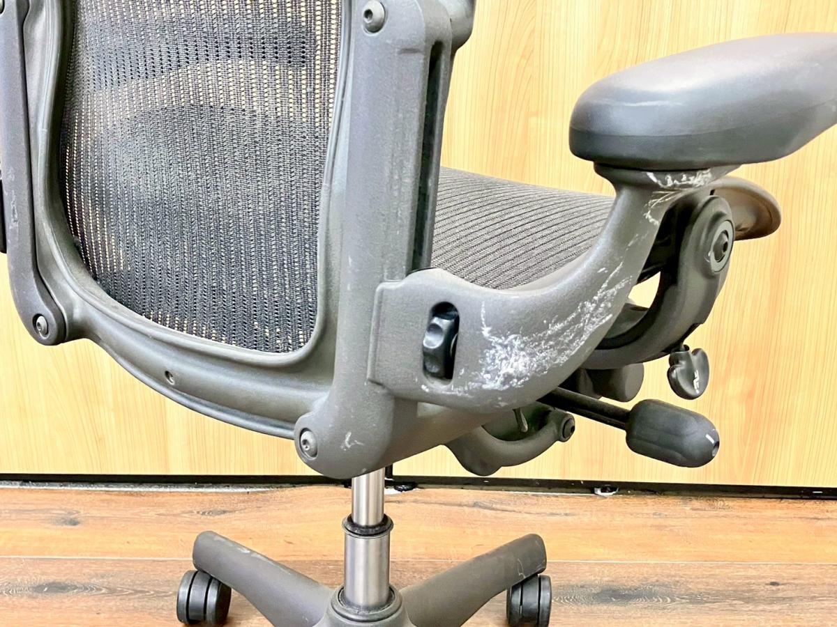 中古】アーロンチェア Herman Miller/ハーマンミラー 肘付ハイバック