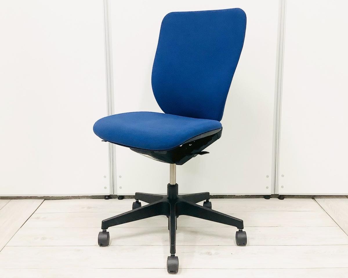 【2脚入荷】定番のミドルクラス帯！一人ひとりにマッチする座り心地！ランバーサポート付の人気オフィスチェア！
■イトーキ/プラオ/ブルー
                        プラオチェア
                                    中古
            