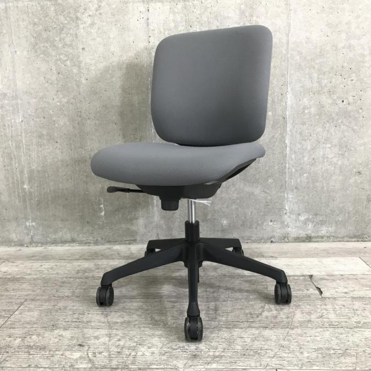 【シンプルで確かな造り！コスパに優れたオフィスシーティング！】■オカムラ（okamura）製　CG-Rチェア　肘無し　ローバック　■グレー
                        CG-Rチェア
                                    中古
            