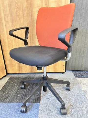 【中古】エポ EF-40 ウチダ（UCHIDA) 肘付ローバックチェア