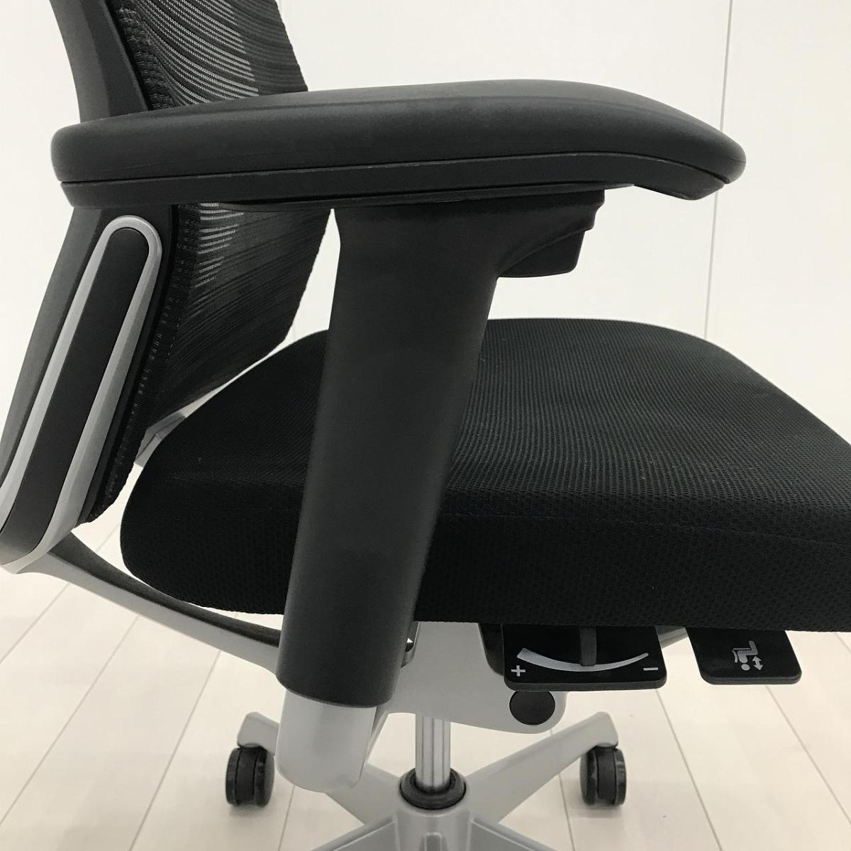 中古】コーラルメッシュ CQ8AGR-FSH1 オカムラ/okamura 肘付ハイバック 