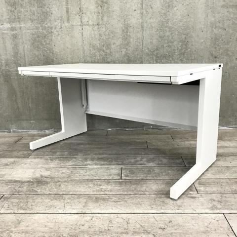 【中古】スカエナ 5-110-6730 ウチダ（UCHIDA) 平机