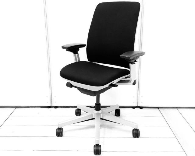 【中古】アミア  Steelcase（スチールケース） 肘付ハイバックチェア