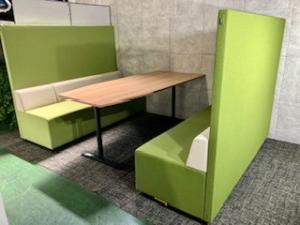【テーブルとソファのセット商品！リラックス出来る空間で快適ワークを】◆コクヨ/ブラケッツ　商談　面談　休憩《オフィスバスターズ福岡博多店は、福岡を拠点として、日本全国へ中古オフィス用品・オフィス家具を提供しております》