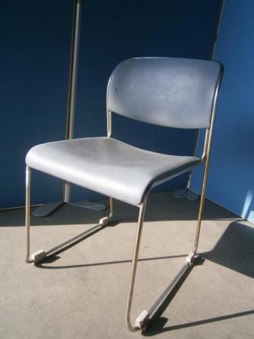 大量入荷致しました【スタッキングチェア】汚れ有【会議チェア】
                                    中古
            