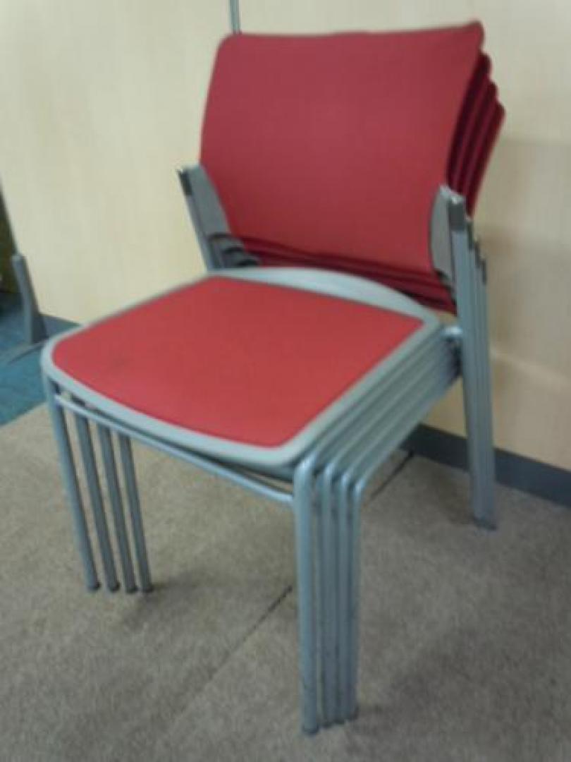 【セット商品】　okamura　■　スタッキングチェア4脚セット　【会議チェア】
                                    中古
            