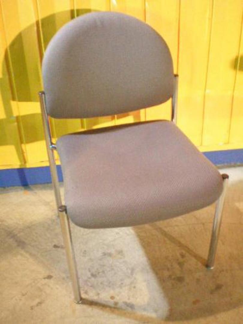 コクヨ製　ミーティングチェア２脚【セット商品】【会議チェア】
                                    中古
            