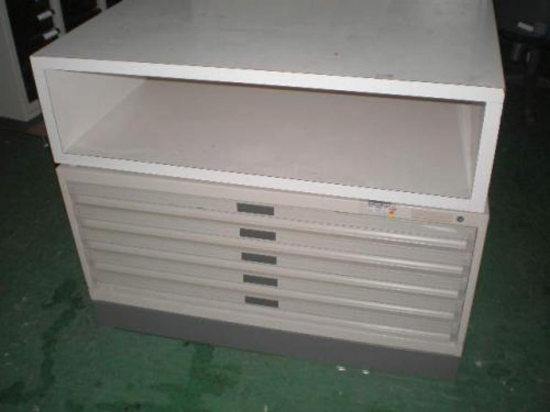 コクヨ製　A1用マップケース入荷しました！ベース付き
                                    中古
            