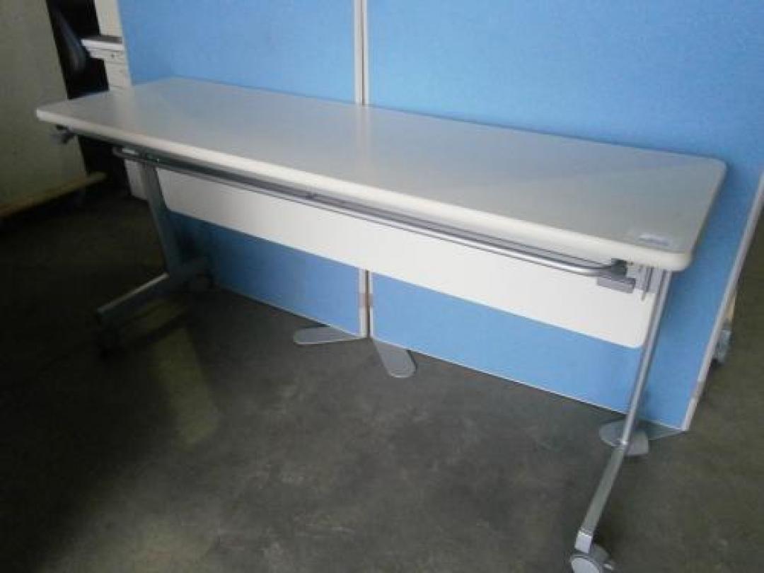 【スタックテーブル】大量入荷致しました。
                                    中古
            