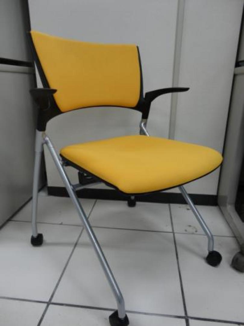 ■会議用■マノスチェア（肘）■定価41,894-【会議チェア】
                                    中古
            