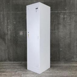 【急な増員にもオススメ!1人用更衣ロッカーが入荷!掃除用具入れとしても使用可能!】■コクヨ(KOKUYO)製 LKロッカー 1人用更衣ロッカー W455xD515xH1790mm ■シリンダー錠 ■ホワイト