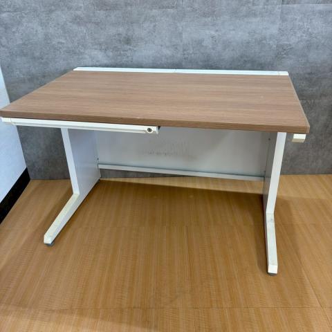 【中古】アドバンス  オカムラ（okamura） 平机