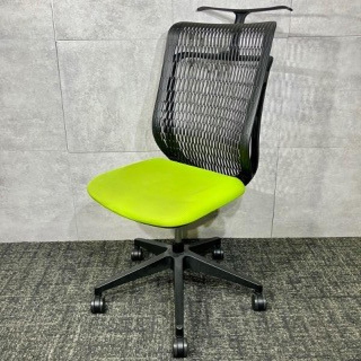 【通気性のある背もたれでしっかりサポート！】◆ウチダ/AJ　ハイバック　グリーン　コートハンガー付き　中古家具　九州最大級《オフィスバスターズ福岡博多店は、福岡を拠点として、日本全国へ中古オフィス用品・オフィス家具を提供しております》
                        AJチェア
                                    中古
            