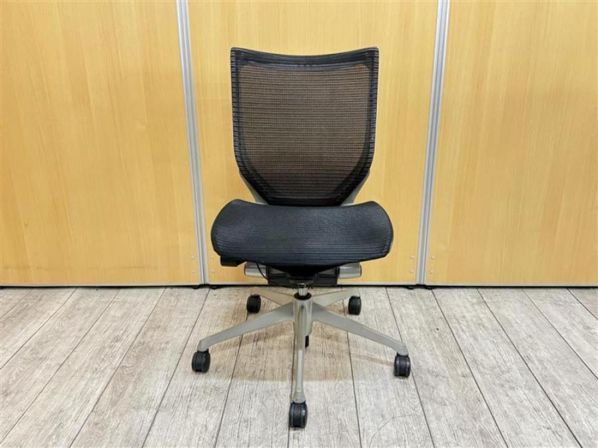 中古】バロンチェア オカムラ/okamura 肘無ローバックチェア 590257