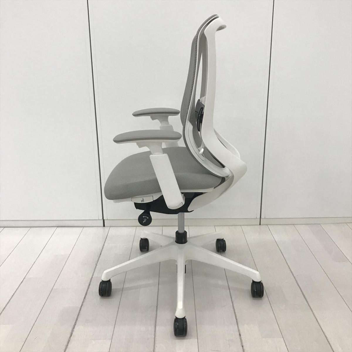 中古】シルフィーメッシュ C685XZ FMR3 オカムラ/okamura 肘付 