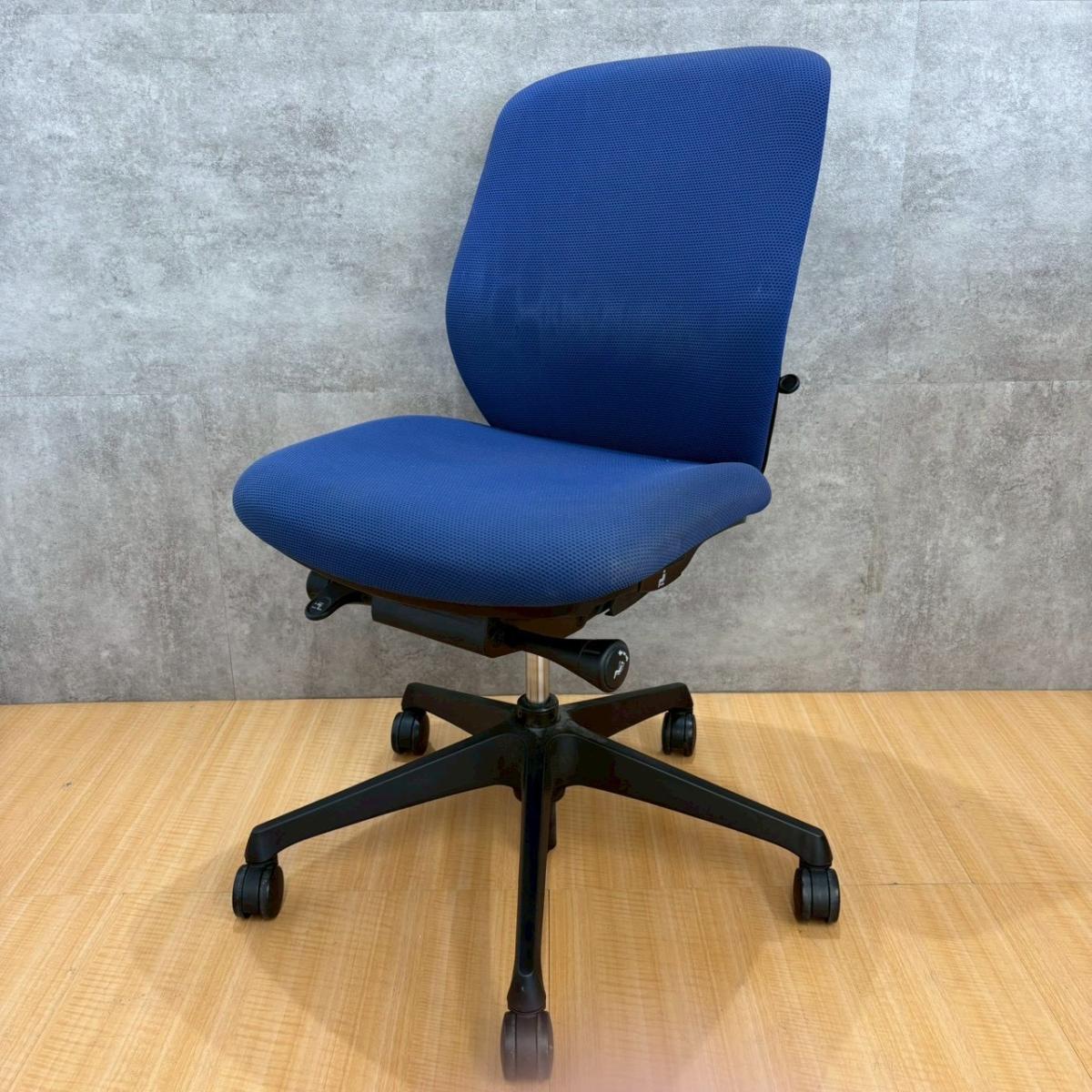 【まとめてご案内可能！！】オカムラ製のオフィスチェア(事務椅子)【シルフィシリーズ/ブルー/肘無しローバック】が入荷されました！※サテライトは商談スペースのみの為、在庫は福岡の在庫を掲載しております。商品につきましてはお電話からお問い合わせください
                        その他シリーズ
                                    中古
            
