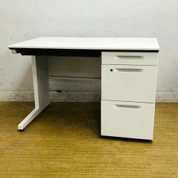 コクヨ　iSデスクシステム　片袖机　W1100のレアサイズ　ホワイトカラー　鍵付き　シリンダー錠　3段引き出しで大容量な保管機能　※日焼けあり・部材かけのため特価